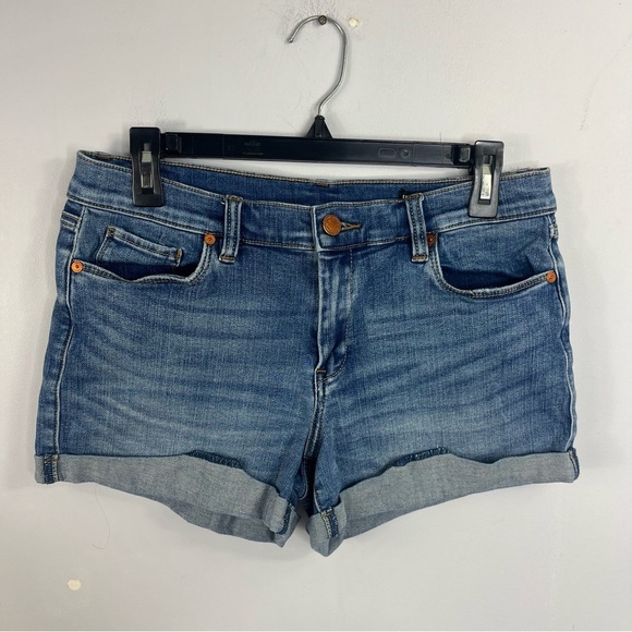 Blank NYC Pants - Blank NYC Size 28 The Fulton Roll Up Shorts Denim Stretch UU13